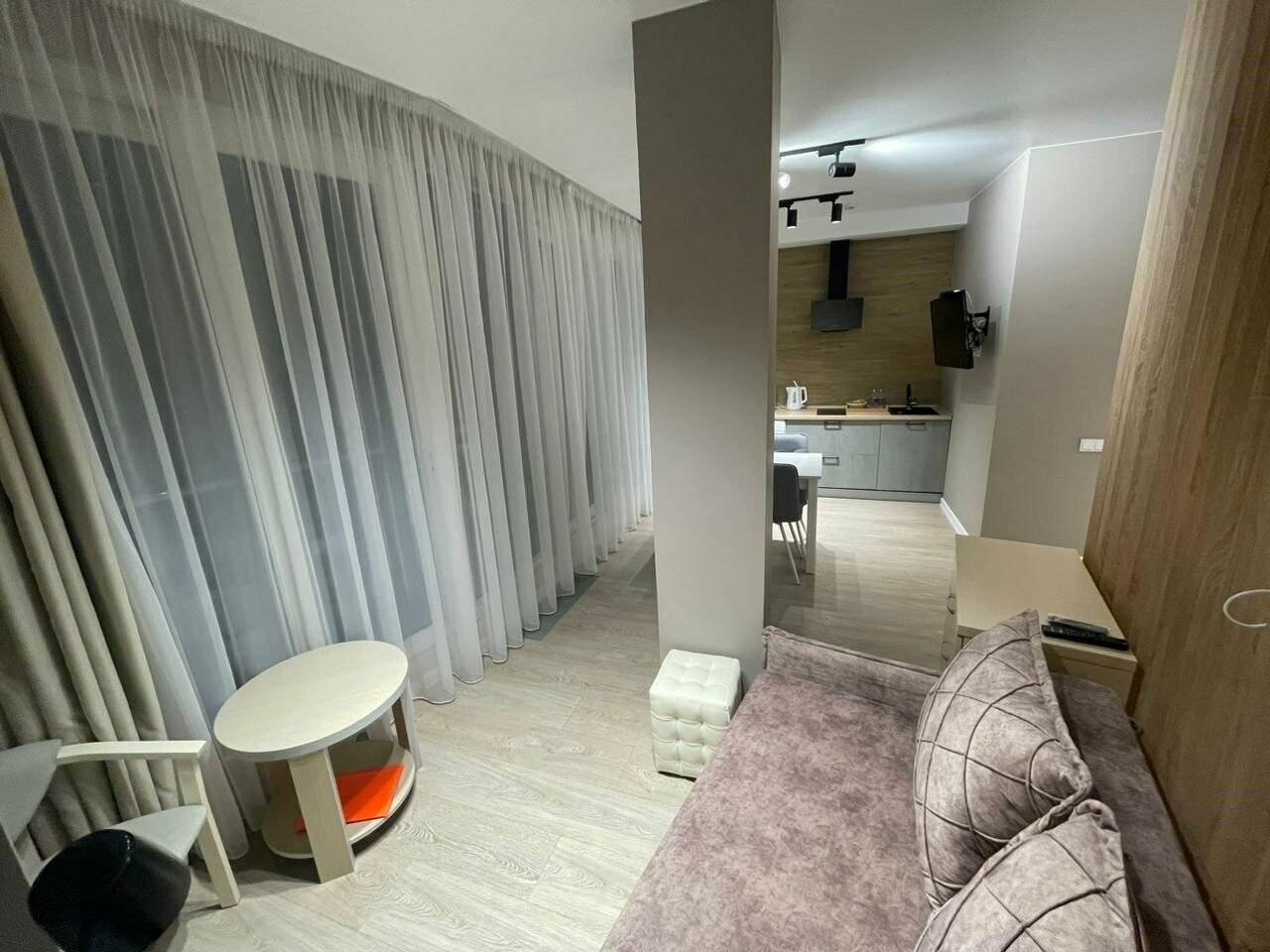 Фотографии номера Улучшенный двухместный номер с 1 кроватью в Гостинице Санремо Сочи