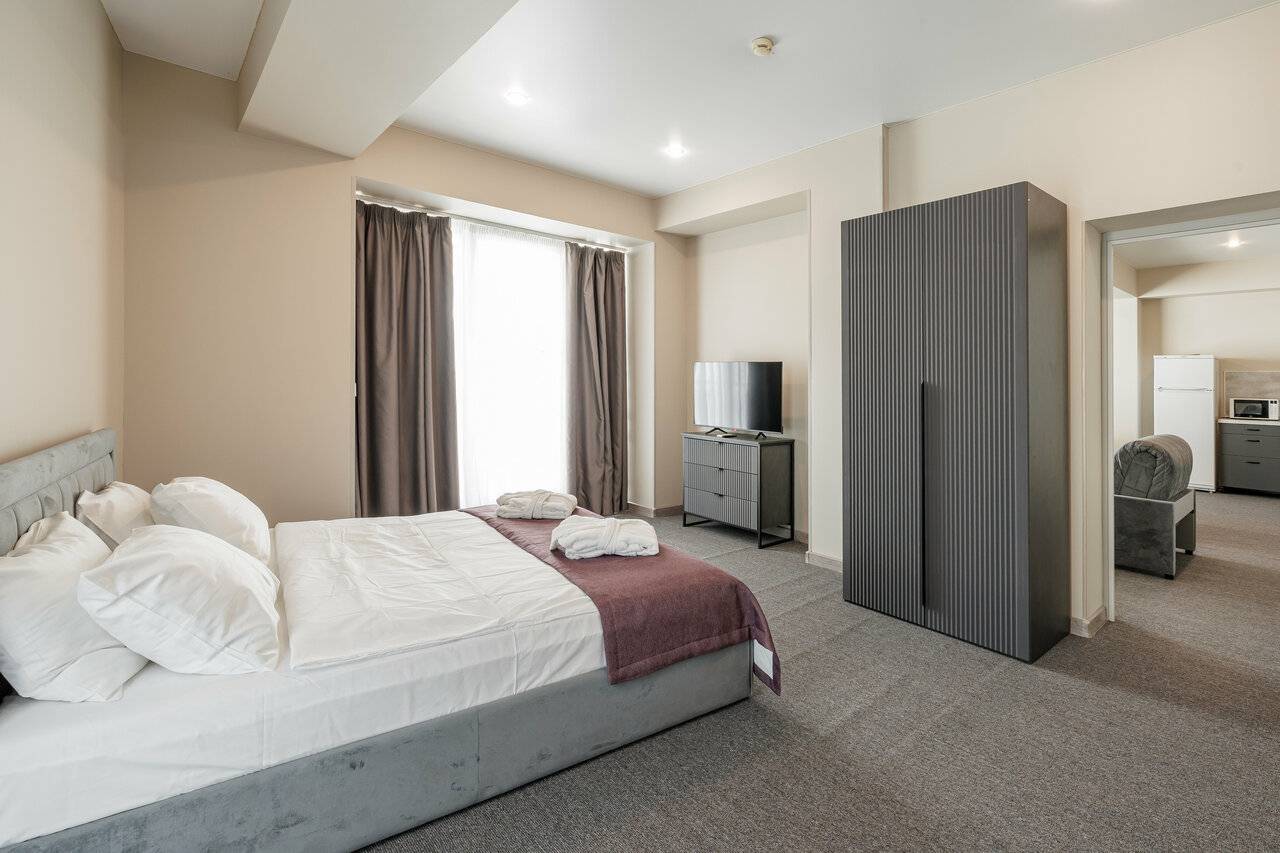 Фотографии номера Люкс с 2 спальнями в Гостинице Санремо Сочи