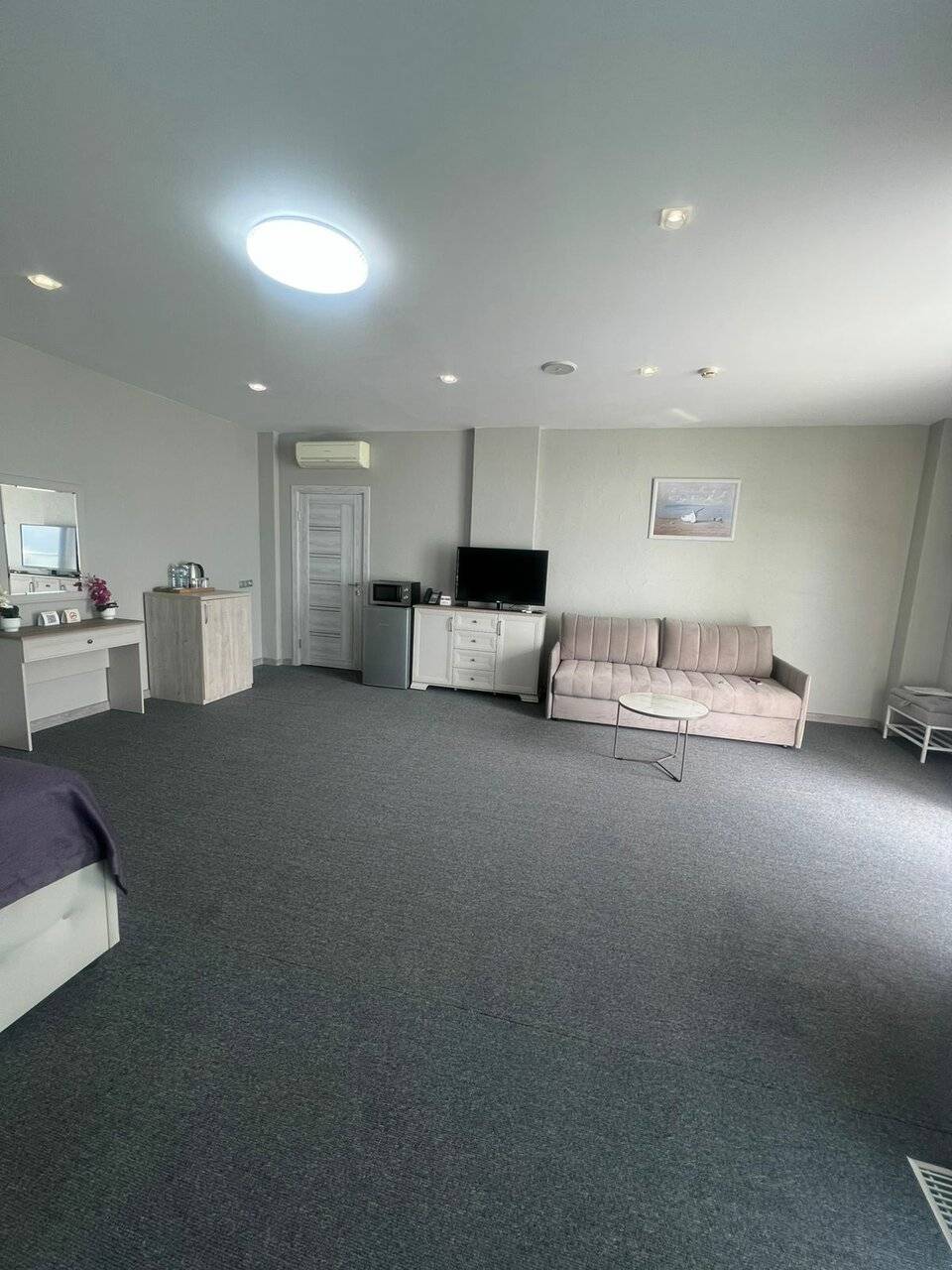 Фотографии номера Улучшенный номер-студия в Гостинице Санремо Сочи