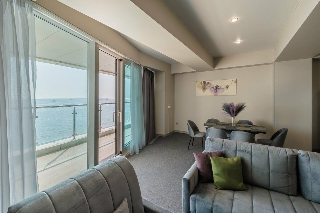 Фотографии номера Люкс с 2 спальнями в Гостинице Санремо Сочи