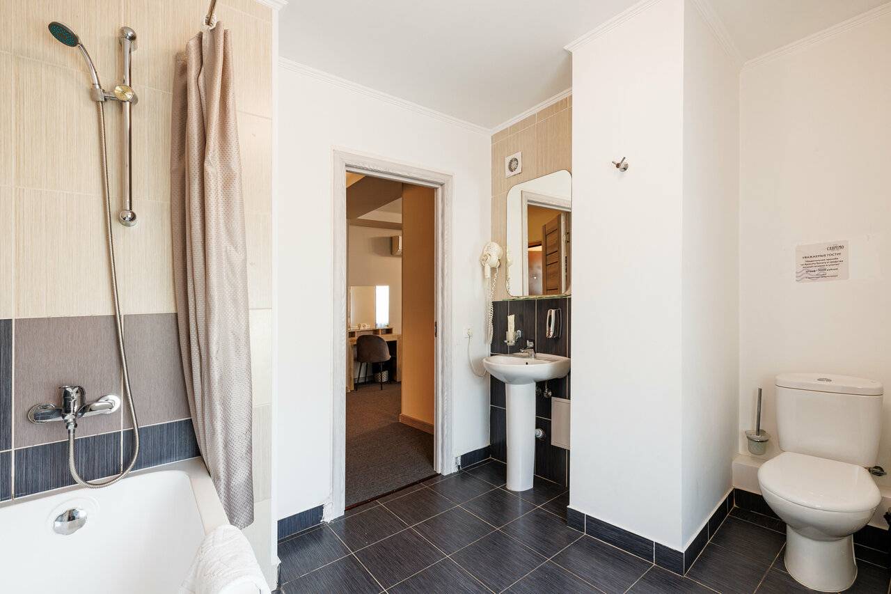 Фотографии номера Стандартный двухместный номер с 1 кроватью в Гостинице Санремо Сочи