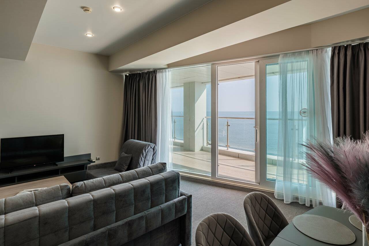 Фотографии номера Люкс с 2 спальнями в Гостинице Санремо Сочи